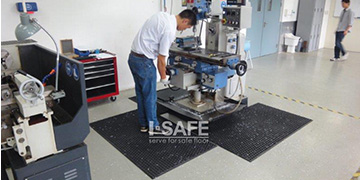 What to pay attention to in the process of using industrial anti-slip mats